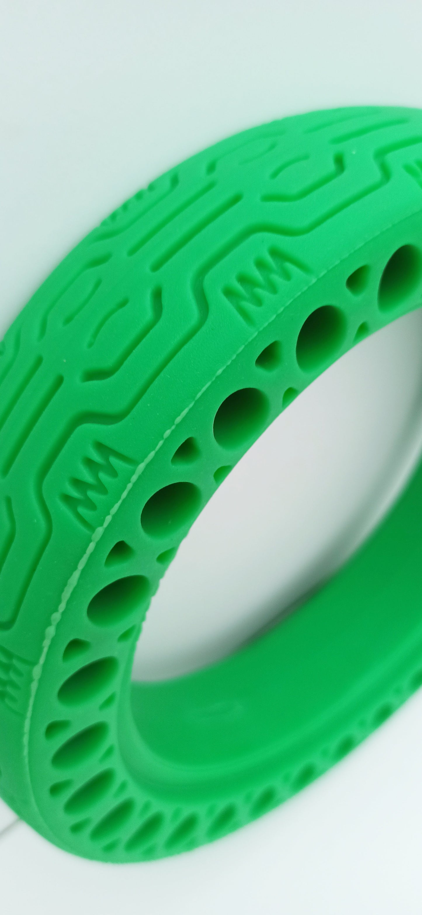 Solid Tyre Green 8.5 inch
